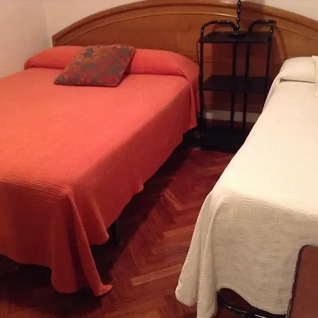 Ira Guest house