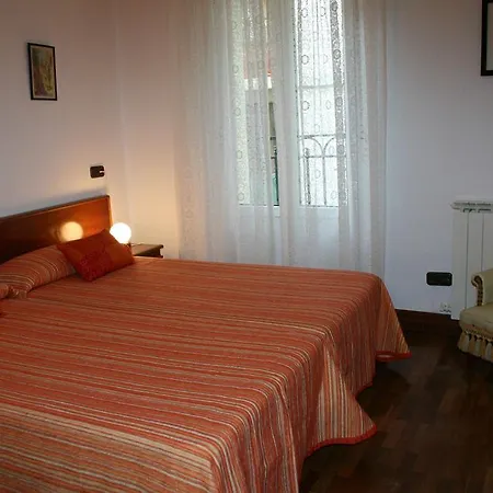 Guest house Ira